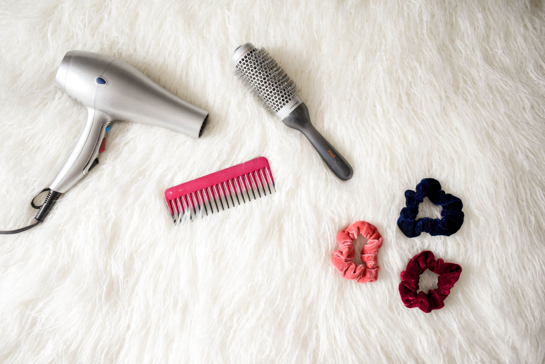 Cheveux blancs des hommes : quelles sont les solutions ?