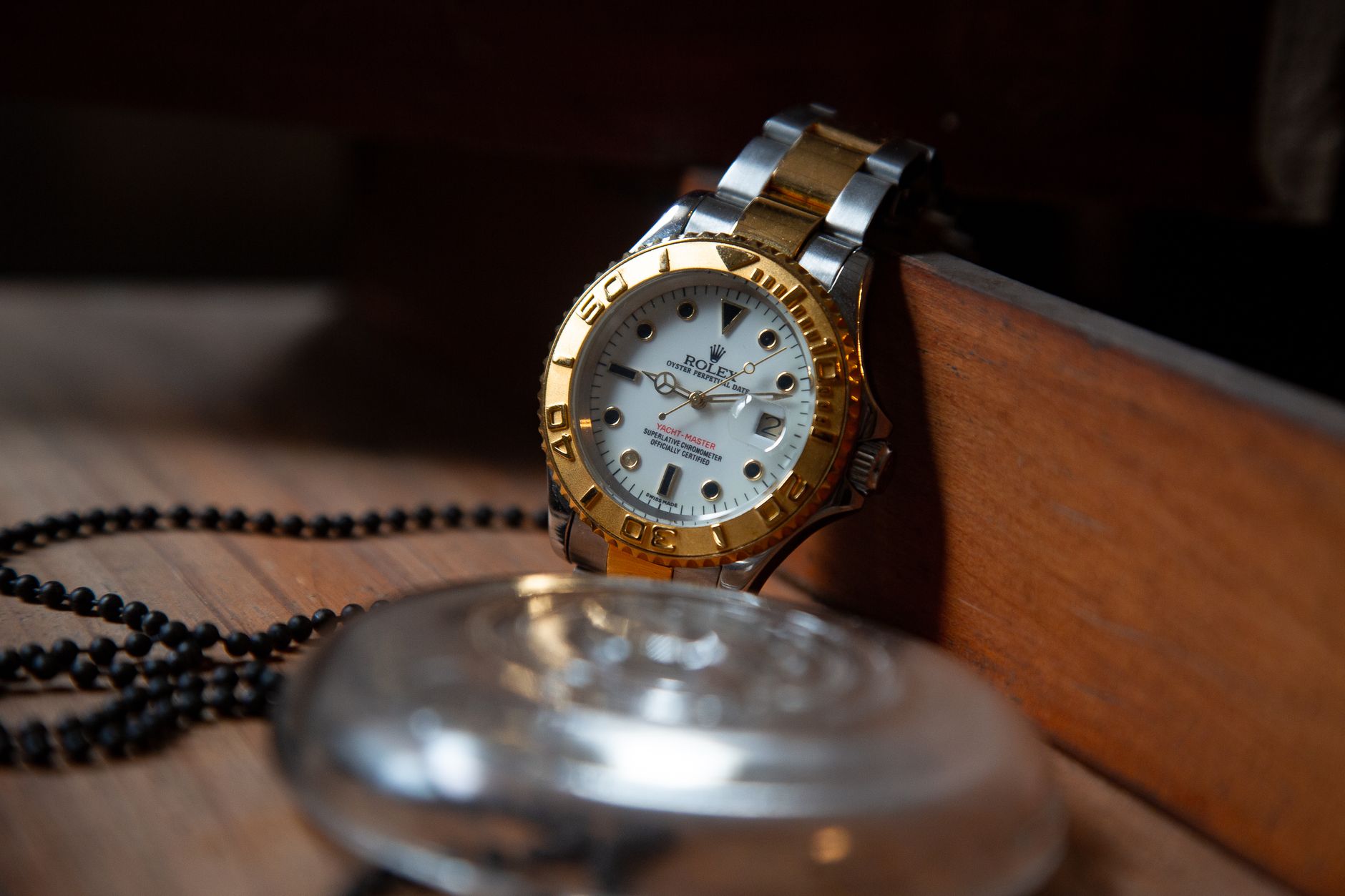 Réparation de montres : comment faire pour démonter une montres de luxe ?