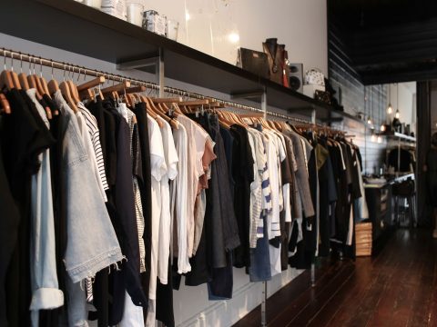 Urban Outfitters : la mode urbaine entre modernité et audace
