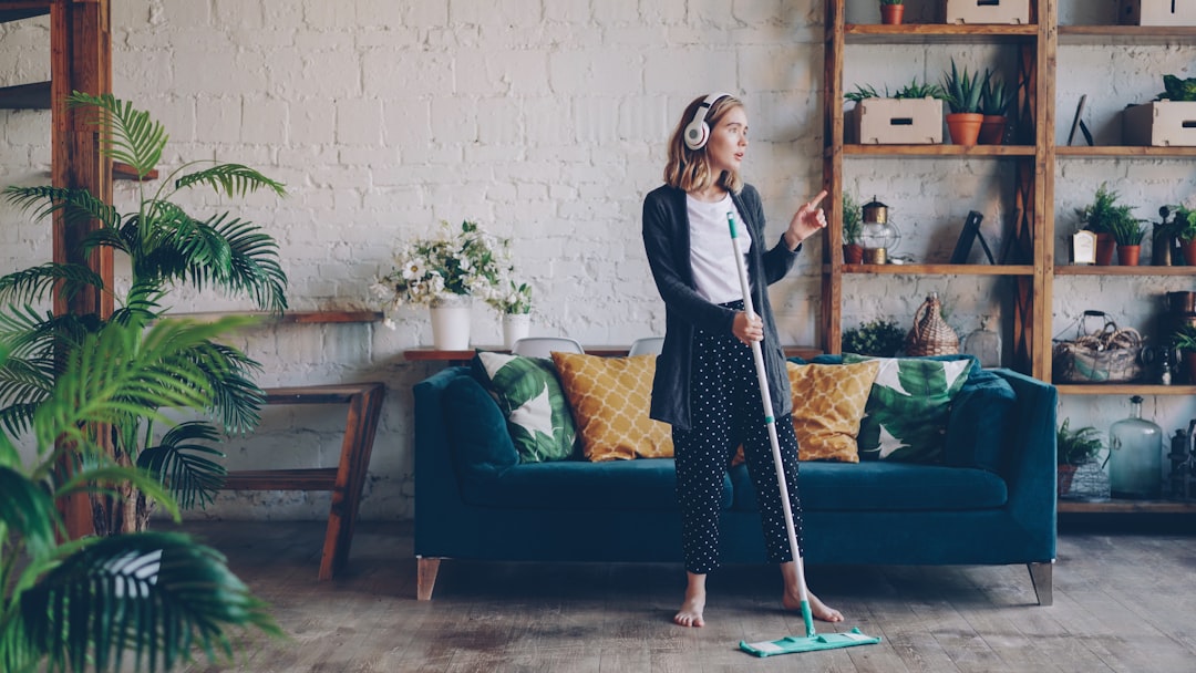10 tenues ultra chic pour ressembler à une vraie Parisienne cet été