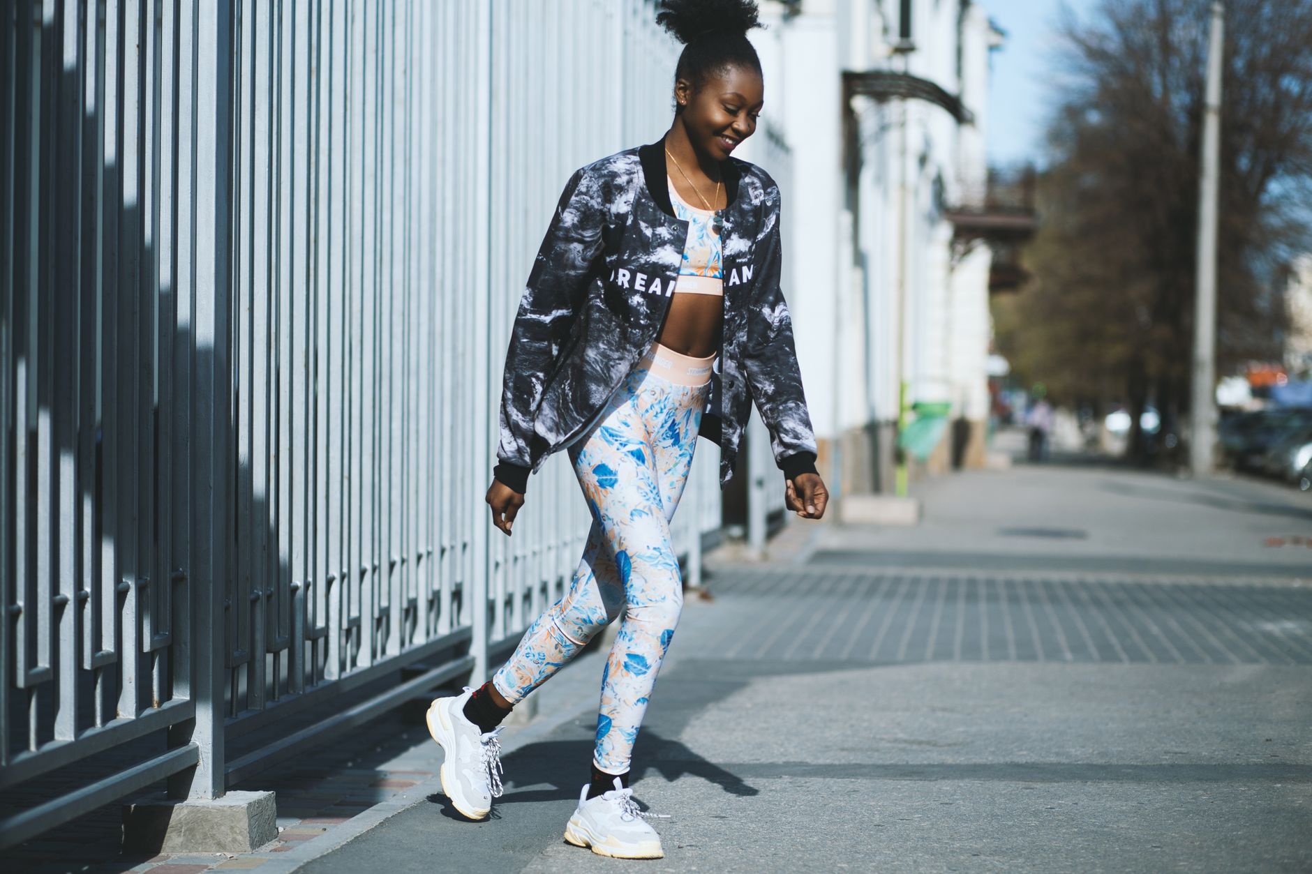 De l’athleisure à la haute couture : l’histoire de la fusion des styles sport et luxe