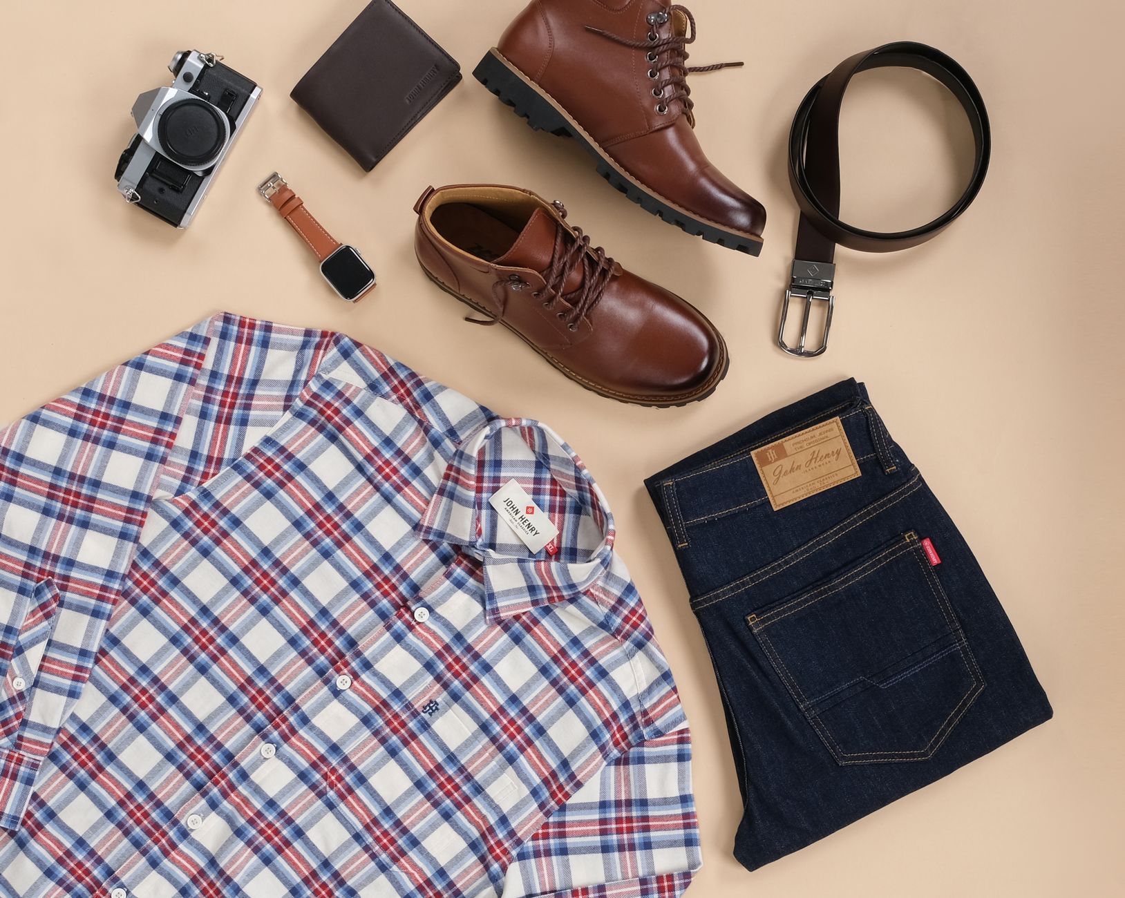 Les 7 tendances mode que les hommes détestent (et que les femmes adorent)