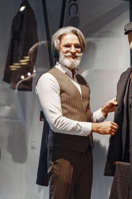 Comment s’habiller avec classe à 50 ans quand on est un homme ?