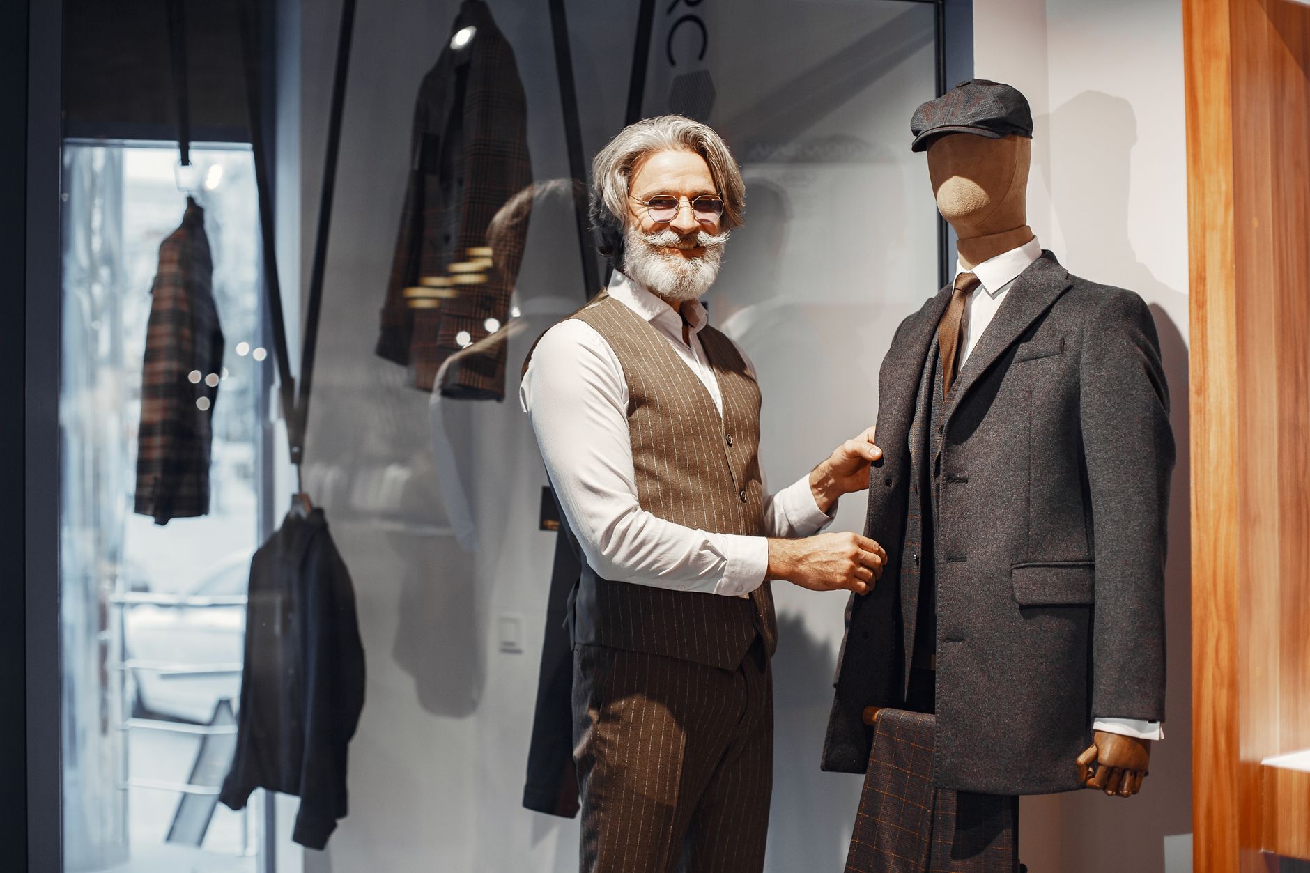 Comment s’habiller avec classe à 50 ans quand on est un homme ?