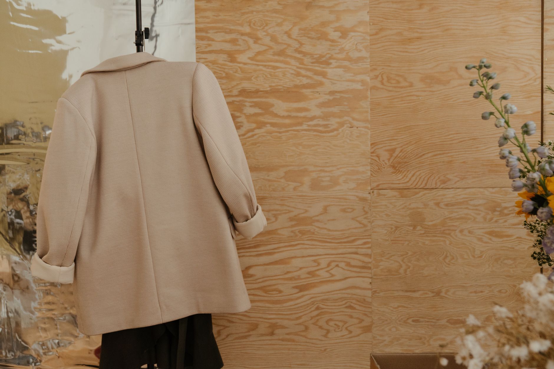 Manteaux et vestes longues : les indispensables d'un vestiaire couvrant et chic