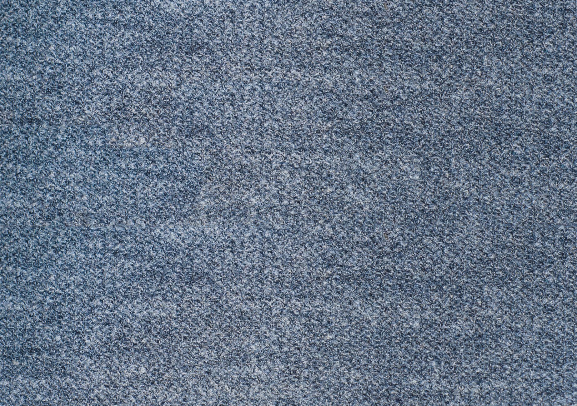 Uniqlo lance un pantalon souple et polyvalent pour l&rsquo;automne