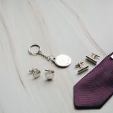 Accessoires homme en entreprise : ce qui fait vraiment l'allure