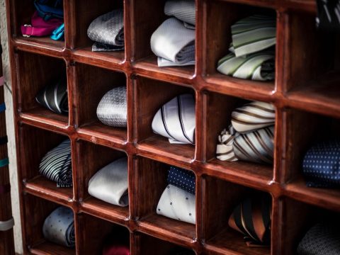 Accessoires textiles homme : les assortir sans faute de style