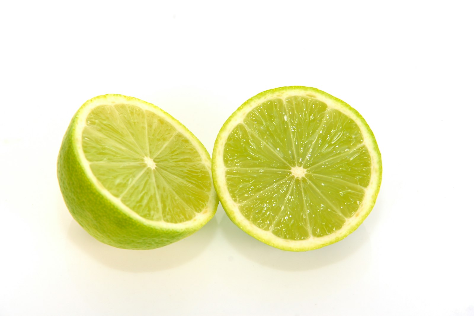 Amalia des Pays-Bas : La robe citron vert qui fait sensation et comment l'adopter