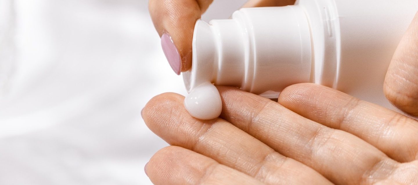 Peau sèche, mixte ou sensible : quels produits choisir en 2026