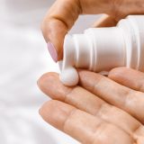 Peau sèche, mixte ou sensible : quels produits choisir en 2026