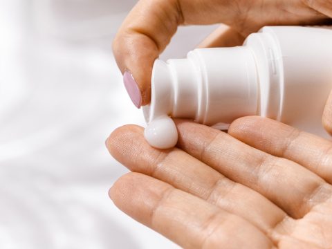 Peau sèche, mixte ou sensible : quels produits choisir en 2026