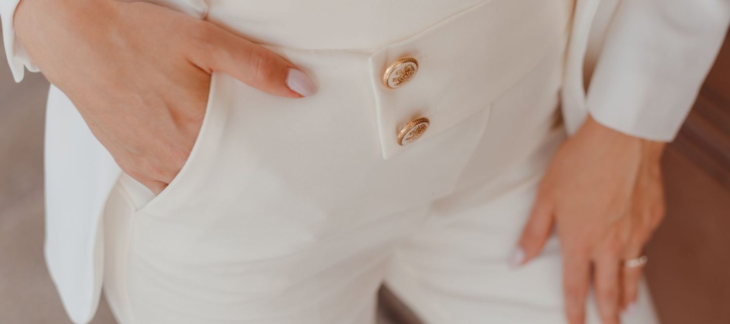 Le pantalon de Ludivine Sagnier : l&rsquo;élégance incontournable de cet automne
