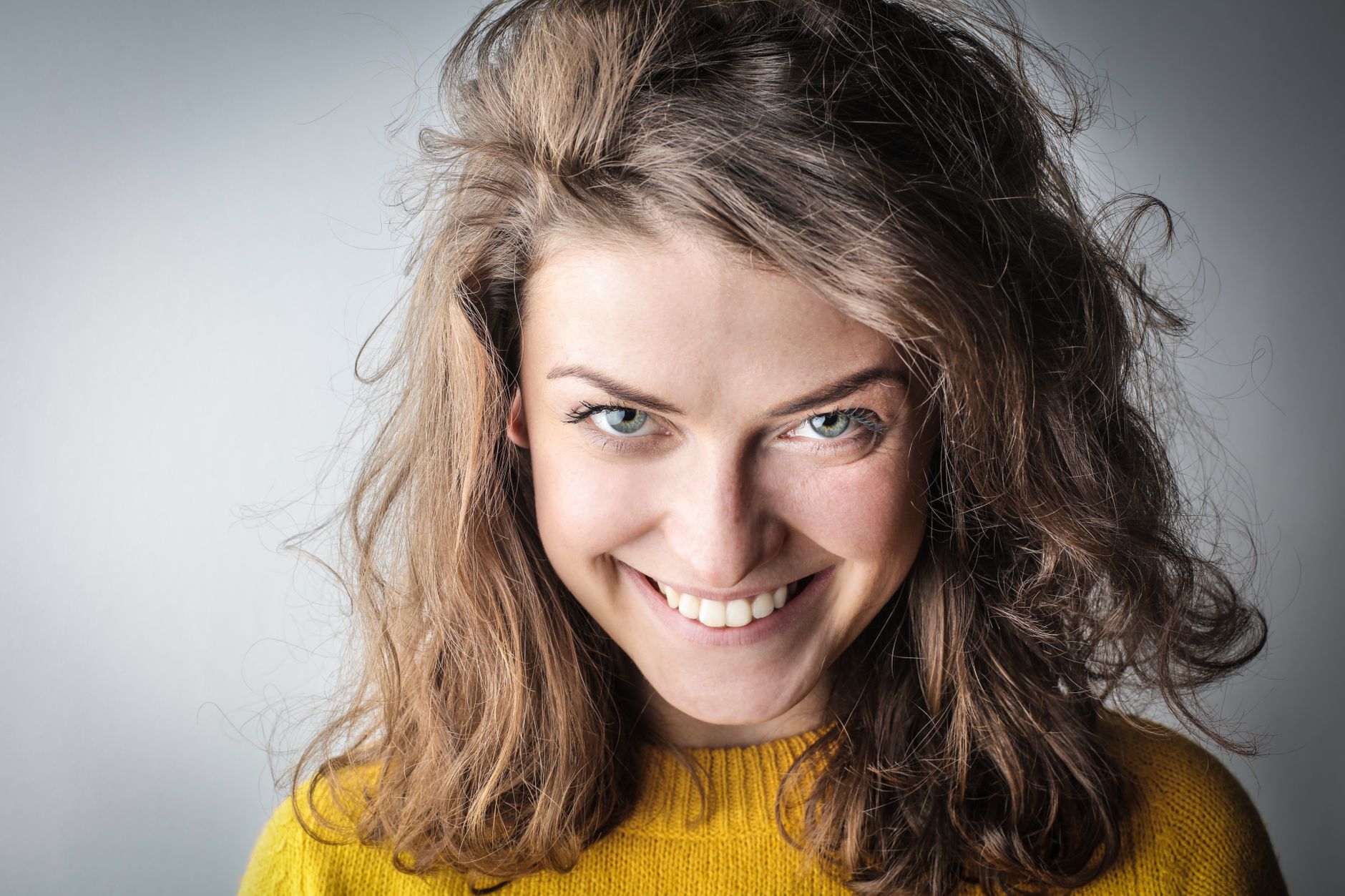 Dès cet automne, adoptez le shaggy hair pour un style percutant