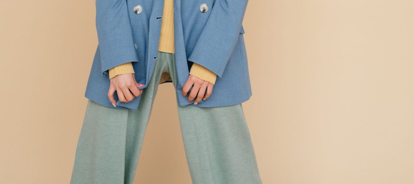 Transformez votre style cet automne avec le pantalon chic de Letizia d&rsquo;Espagne