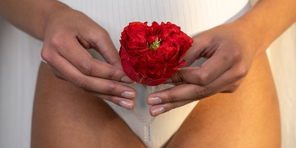 femme fleurs